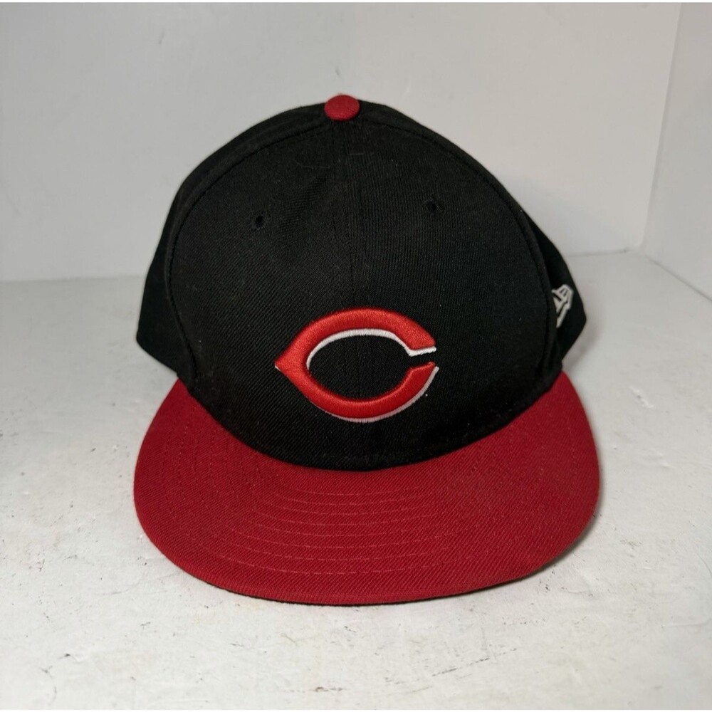Cincinnati Reds 59FIFTY Fitted Hat 7 1/2 Black New Era On Field Cap Official MLB